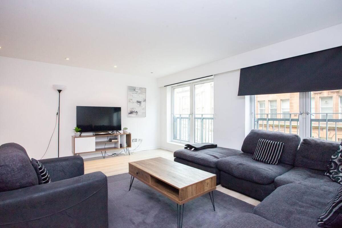 City Centre Apartment W Parking & Hyperoptic Wifi Glasgow Buitenkant foto
