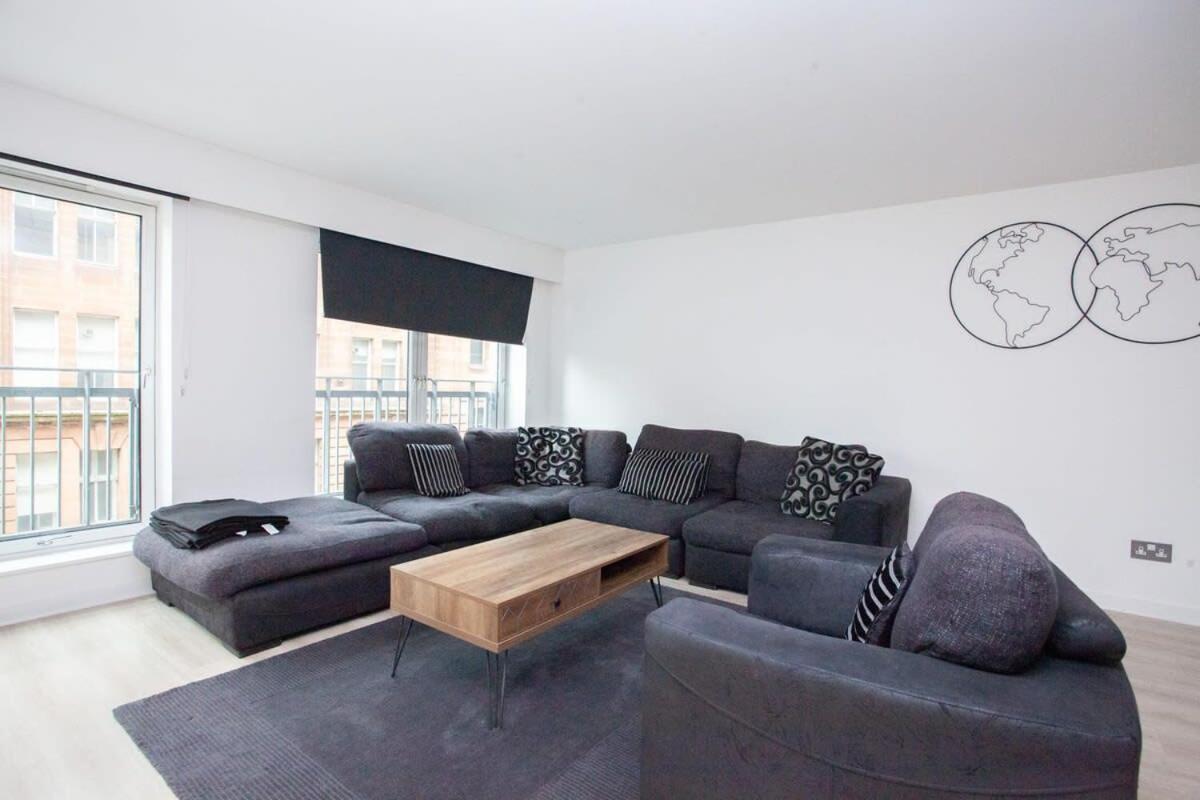 City Centre Apartment W Parking & Hyperoptic Wifi Glasgow Buitenkant foto